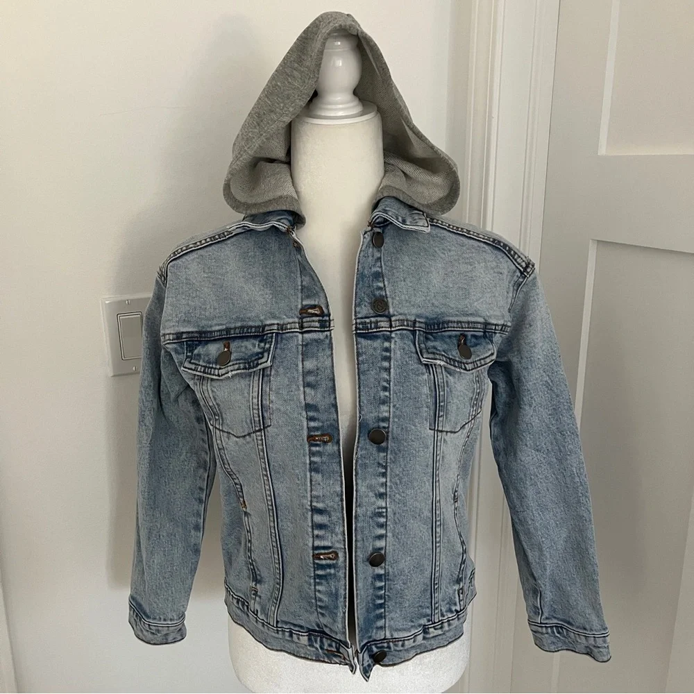 Treasure & Bond light blue Hoodie Jean Jacket Girls Sz L   (10-12) *O5